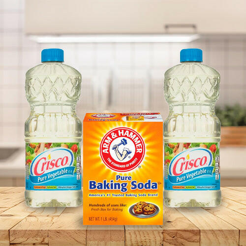 Arm & Hammer Baking Soda 16 oz + 2 Crisco Vegetable Oil, Pure 40 Oz