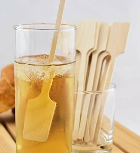 12 units wooden stirrers.