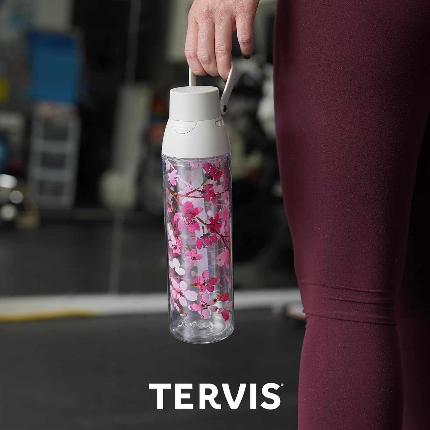 Tervis Baseballs Made in USA Double Walled Insulated Tumbler Travel Cup Keeps Drinks Cold & Hot, 24oz Venture Lite Water Bottle, Classic